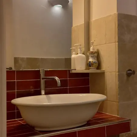 Il Nido Delle Rondini Vakantiehuis *